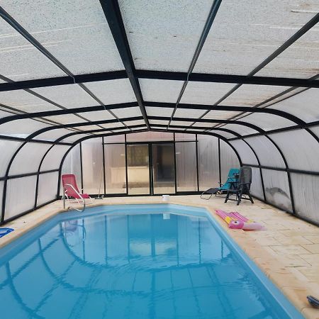 Maison A La Campagne Avec Piscine Flayat Zewnętrze zdjęcie